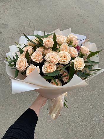 Букет Кремовые розы Латте в Монино